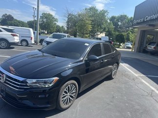 Used 2020 Volkswagen Jetta SE w/ SE Cold Weather Package image 1