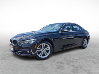Used 2018 BMW 330i xDrive Sedan w/ Convenience Package image 1