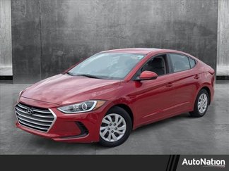 Used 2017 Hyundai Elantra SE image 1