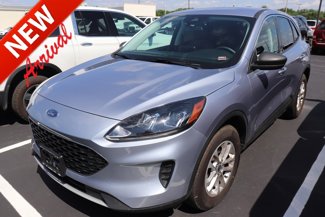 Used 2022 Ford Escape SE w/ Cold Weather Package image 1