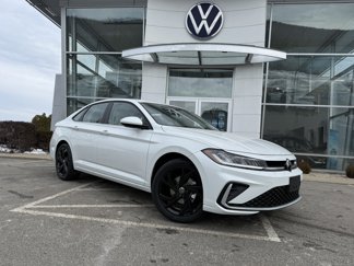 New 2025 Volkswagen Jetta SE image 1