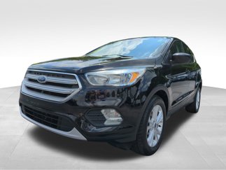 Used 2019 Ford Escape SE image 1
