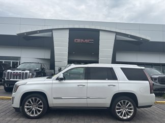 Used 2020 Cadillac Escalade Premium Luxury image 1
