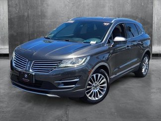 Used 2017 Lincoln MKC Reserve image 1