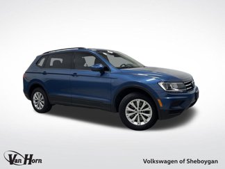 Used 2020 Volkswagen Tiguan S image 1