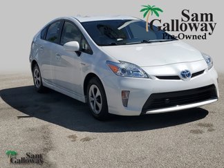 Used 2014 Toyota Prius Two image 1