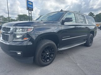 Used 2015 Chevrolet Suburban LT w/ Luxury Package image 1