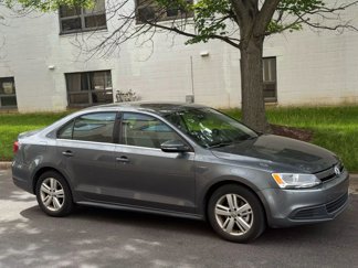 Used 2013 Volkswagen Jetta SE image 1