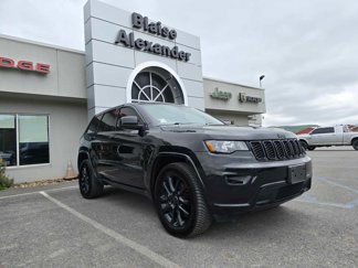 Used 2020 Jeep Grand Cherokee Altitude image 1