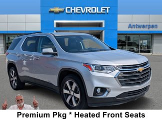 Used 2021 Chevrolet Traverse LT w/ LT Premium Package image 1