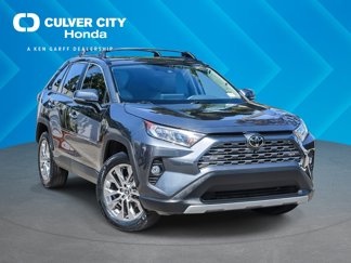 Used 2021 Toyota RAV4 Limited image 1