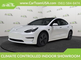 Used 2021 Tesla Model 3 Standard Range Plus image 1