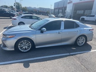 Used 2018 Toyota Camry XLE video 1