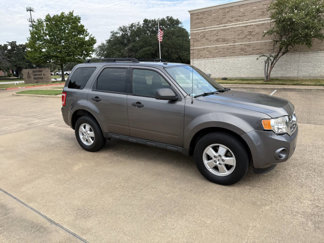 Used 2010 Ford Escape XLT image 1