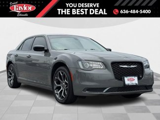 Used 2018 Chrysler 300 Touring w/ Sport Appearance Package image 1