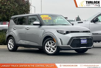 Used 2023 Kia Soul LX w/ LX Technology Package image 1