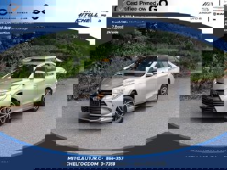Used 2015 Toyota Camry LE image 1