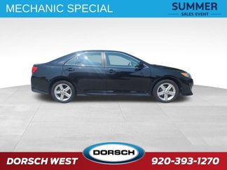 Used 2012 Toyota Camry SE image 1