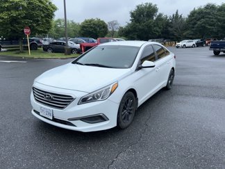 Used 2016 Hyundai Sonata SE image 1