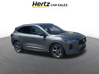 Used 2023 Ford Escape ST-Line image 1