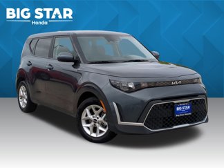 Used 2023 Kia Soul LX w/ LX Technology Package image 1