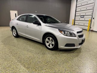Used 2013 Chevrolet Malibu LS image 1