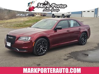 Used 2019 Chrysler 300 Touring w/ Sport Appearance Package image 1