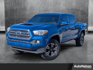 Used 2016 Toyota Tacoma TRD Sport image 1