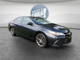 Used 2016 Toyota Camry XSE image 1