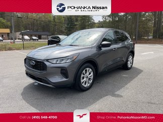 Used 2023 Ford Escape Active image 1