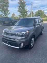 Used 2018 Kia Soul + image 1