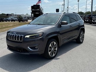 Used 2019 Jeep Cherokee Overland w/ Technology Group image 1