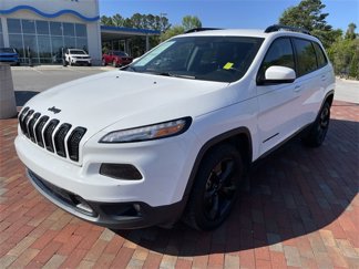 Used 2018 Jeep Cherokee Latitude w/ Altitude Package image 1