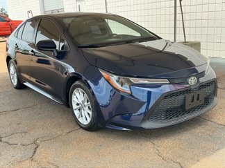 Used 2020 Toyota Corolla LE w/ LE Premium Package image 1