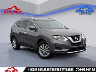 Used 2017 Nissan Rogue SV image 1