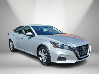 Used 2022 Nissan Altima 2.5 S image 1