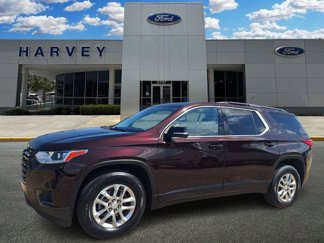 Used 2021 Chevrolet Traverse LT image 1
