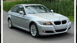 Used 2011 BMW 328i xDrive Sedan image 1