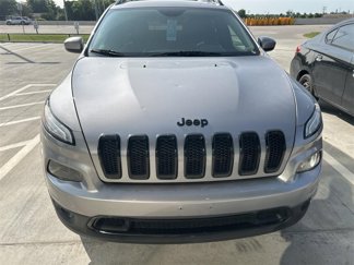 Used 2018 Jeep Cherokee Latitude w/ Altitude Package image 1