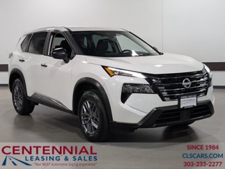 Used 2025 Nissan Rogue S image 1