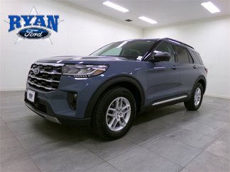 New 2025 Ford Explorer Active w/ Active Comfort Package image 1
