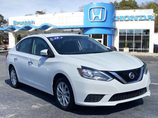 Used 2019 Nissan Sentra SV image 1