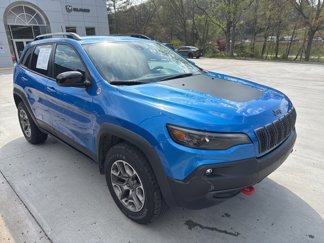 Used 2022 Jeep Cherokee Trailhawk w/ Sound & Nav Group image 1