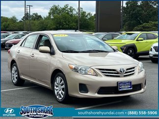 Used 2013 Toyota Corolla LE image 1