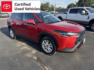 Certified 2024 Toyota Corolla Cross LE image 1