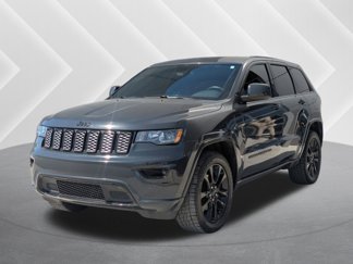 Used 2018 Jeep Grand Cherokee Altitude image 1