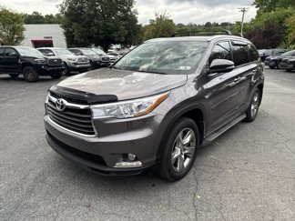 Used 2016 Toyota Highlander Limited image 1