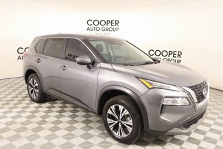Used 2022 Nissan Rogue SV image 1
