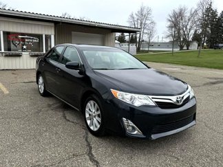 Used 2013 Toyota Camry SE image 1