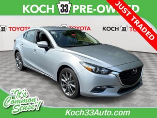 Used 2018 MAZDA MAZDA3 Touring image 1